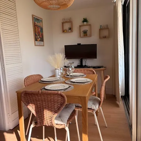 דירה With Garden At The Foot Of The Harbor